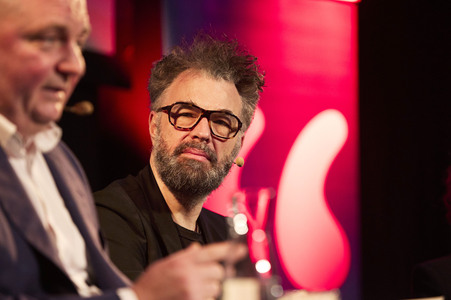 Jan Schomburg und Maria Schrader auf der lit.Cologne 2024 in Köln