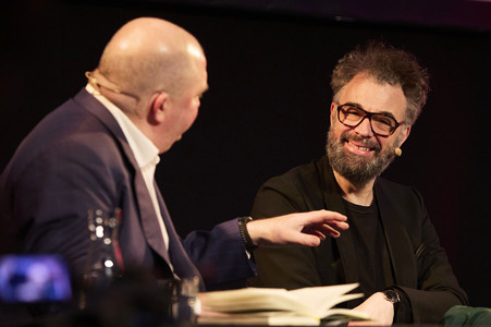 Jan Schomburg und Maria Schrader auf der lit.Cologne 2024 in Köln
