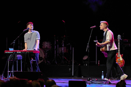 Konzert von Zweikanalton in Hannover