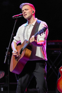 Konzert von Zweikanalton in Hannover