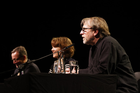 Bjarne Mädel, Angelika Richter und Matthias Brandt auf der lit.Cologne 2024 in Köln