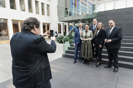 Pressekonferenz der Freien Wähler zur Vorstellung der Europawahlkampagne in Berlin