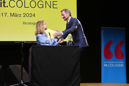 Annette Frier und Michael Kessler auf der lit.Cologne 2024 in Köln