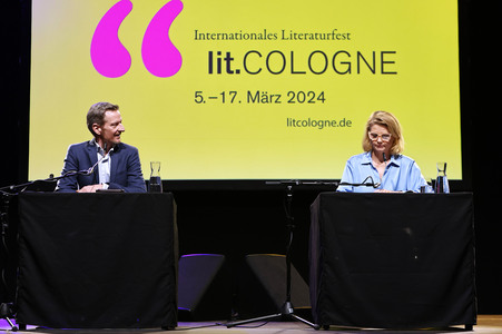 Annette Frier und Michael Kessler auf der lit.Cologne 2024 in Köln