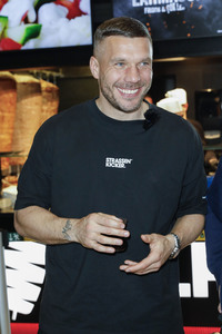 Eröffnung vom Mangal Döner X Lukas Podolski Store in Köln