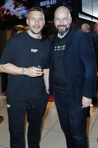 Eröffnung vom Mangal Döner X Lukas Podolski Store in Köln