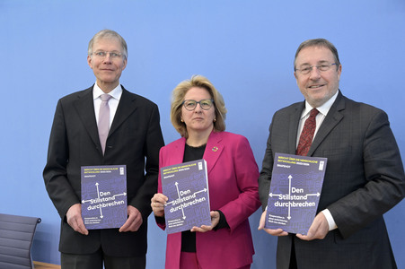 Bundespressekonferenz zur Vorstellung des UNDP-Berichts in Berlin