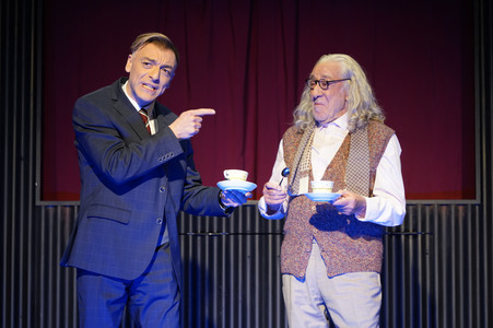 Theaterprobe 'Achtsam morden' in Berlin