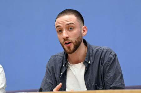 Bundespressekonferenz Bündnis 'Zusammen für Demokratie. Im Bund. Vor Ort. Für alle.' in Berlin