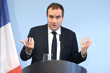 Pressekonferenz mit Sebastien Lecornu und Boris Pistorius in Berlin