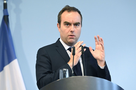 Pressekonferenz mit Sebastien Lecornu und Boris Pistorius in Berlin