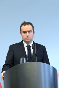 Pressekonferenz mit Sebastien Lecornu und Boris Pistorius in Berlin