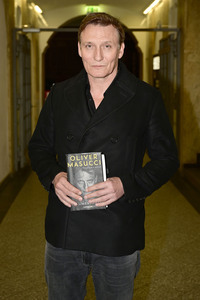 Oliver Masucci auf der Leipziger Buchmesse 2024