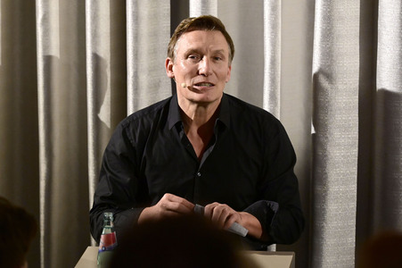 Oliver Masucci auf der Leipziger Buchmesse 2024