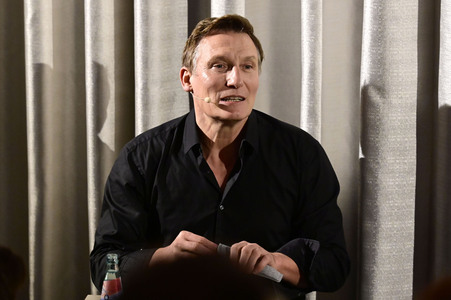 Oliver Masucci auf der Leipziger Buchmesse 2024