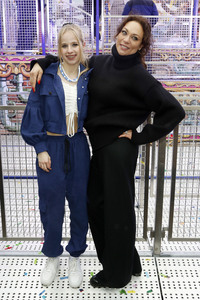 Lilly Becker bei der 'Evolution - Flight Beyond' Einweihung in Hamburg