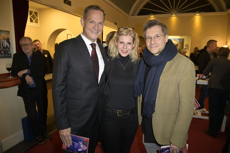 Theaterpremiere 'Achtsam morden' in Berlin