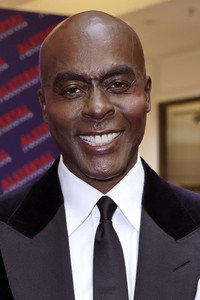 Bruce Darnell im Alstertal-Einkaufszentrum in Hamburg