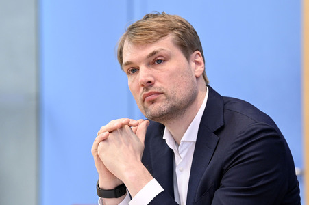 Bundespressekonferenz Gemeinschaftsdiagnose der Wirtschaftsforschungsinstitute Frühjahr 2024 in Berlin