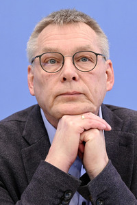 Bundespressekonferenz Gemeinschaftsdiagnose der Wirtschaftsforschungsinstitute Frühjahr 2024 in Berlin