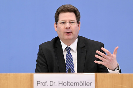 Bundespressekonferenz Gemeinschaftsdiagnose der Wirtschaftsforschungsinstitute Frühjahr 2024 in Berlin