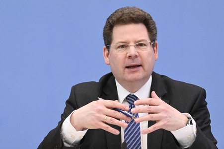 Bundespressekonferenz Gemeinschaftsdiagnose der Wirtschaftsforschungsinstitute Frühjahr 2024 in Berlin