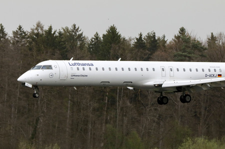 Vorerst letzte Maschine der Lufthansa am Bodensee-Airport Friedrichshafen
