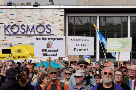 Ostermarsch mit Kundgebung in Berlin