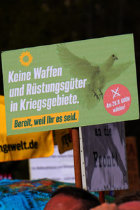 Ostermarsch mit Kundgebung in Berlin