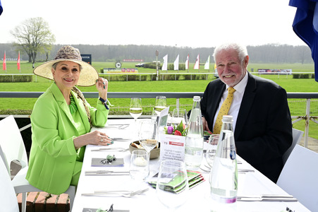 Große Saisoneröffnung 2024 auf der Rennbahn Hoppegarten in Berlin