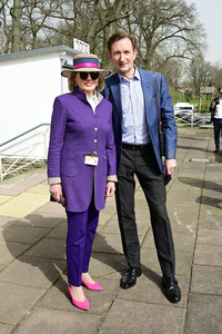 Große Saisoneröffnung 2024 auf der Rennbahn Hoppegarten in Berlin