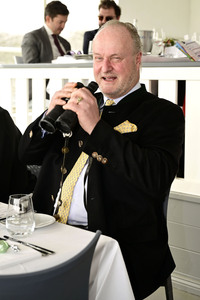 Große Saisoneröffnung 2024 auf der Rennbahn Hoppegarten in Berlin