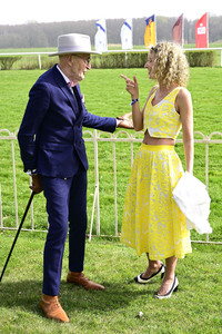 Große Saisoneröffnung 2024 auf der Rennbahn Hoppegarten in Berlin