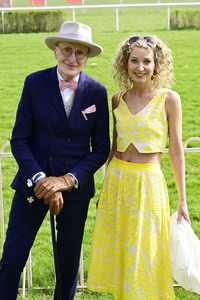 Große Saisoneröffnung 2024 auf der Rennbahn Hoppegarten in Berlin