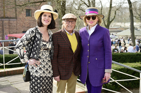 Große Saisoneröffnung 2024 auf der Rennbahn Hoppegarten in Berlin