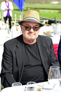 Große Saisoneröffnung 2024 auf der Rennbahn Hoppegarten in Berlin