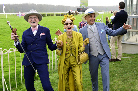 Große Saisoneröffnung 2024 auf der Rennbahn Hoppegarten in Berlin