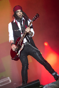 Konzert der Hollywood Vampires in Grenchen