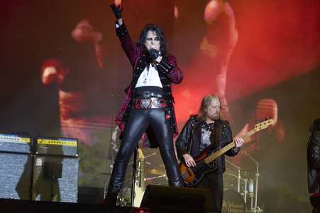 Konzert der Hollywood Vampires in Grenchen