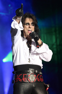 Konzert der Hollywood Vampires in Grenchen
