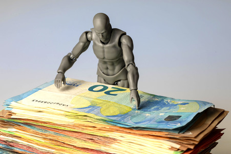 Symbolfoto Barzahlung