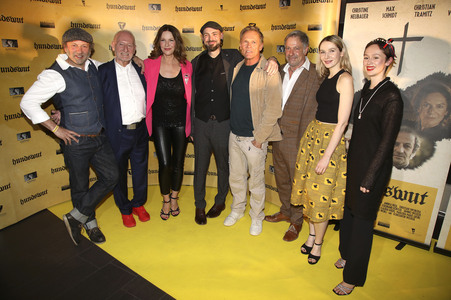 Filmpremiere 'Hundswut' in München