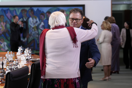 96. Sitzung des Bundeskabinetts in Berlin