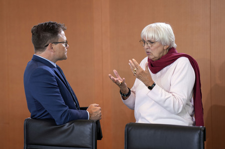 96. Sitzung des Bundeskabinetts in Berlin