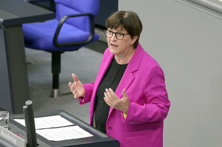 163. Sitzung des Deutschen Bundestages in Berlin