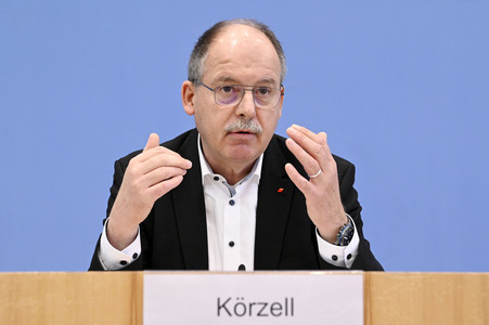 Bundespressekonferenz Zukunftsinvestitionen in Berlin