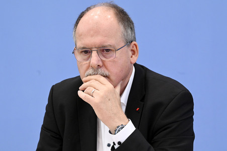 Bundespressekonferenz Zukunftsinvestitionen in Berlin