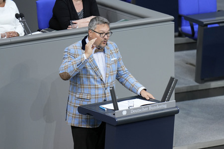 163. Sitzung des Deutschen Bundestages in Berlin