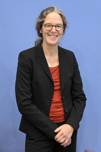 Bundespressekonferenz Abschlussbericht der Kommission zur reproduktiven Selbstbestimmung und Fortpflanzungsmedizin in Berlin