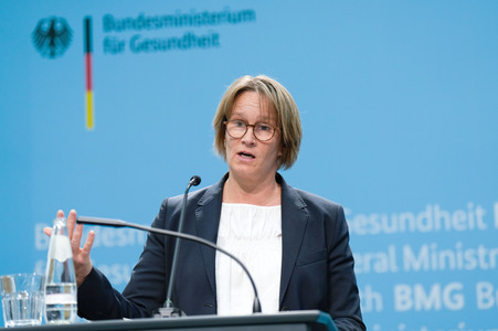 Pressekonferenz zur Krankenhausreform in Berlin